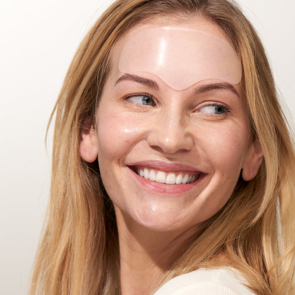 Forehead pad with hyaluron